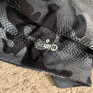 Peloton wear it to heart leggings M